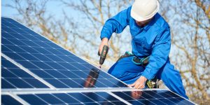Installation Maintenance Panneaux Solaires Photovoltaïques à Faucon